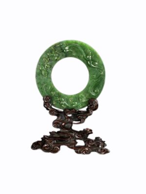 清乾隆龍銜靈芝玉環