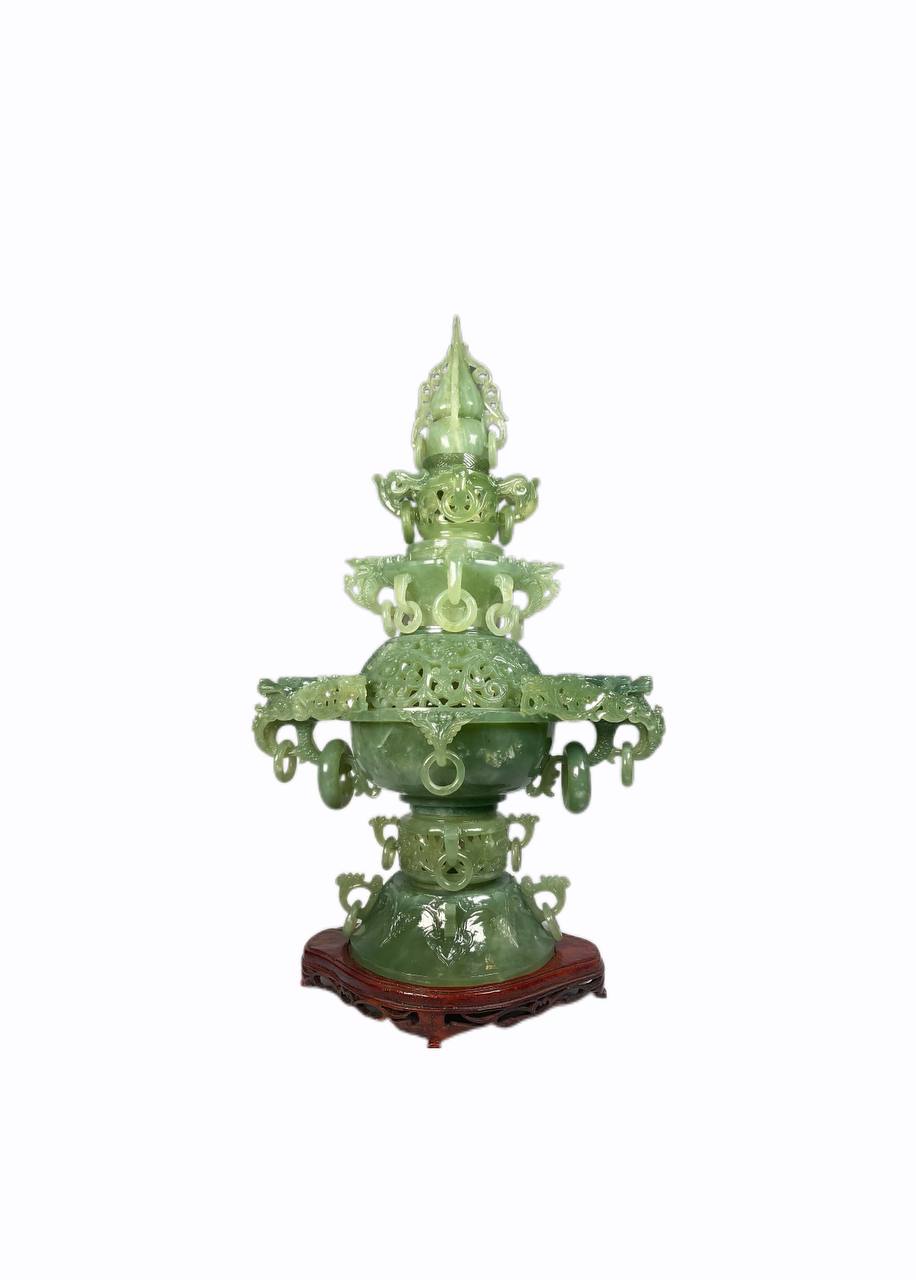 創匯時期天然寽玉雕刻多環鏤空香薰爐