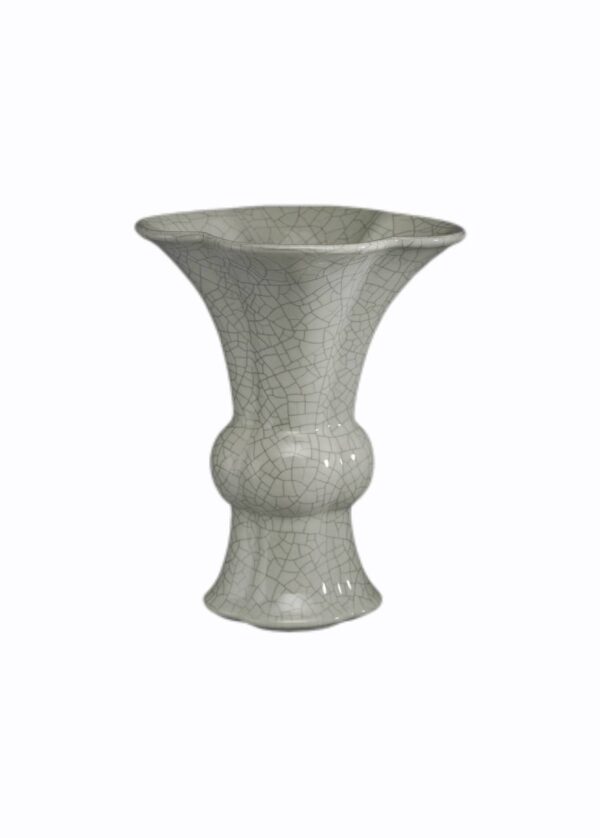 清雍正哥釉海棠式花觚